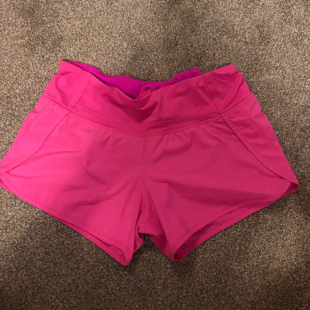 LIKE NEW Lululemon Pink Speed Up Shorts size 4